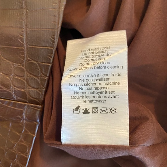 Veronica Beard
Dinard Faux Leather Skirt - Picture 8 of 8